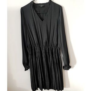 Belldini dress. Size Medium. Only worn twice. 100% poly.